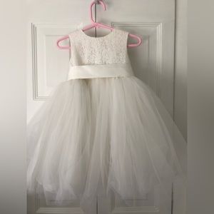David’s Bridal Flower Girl Dress